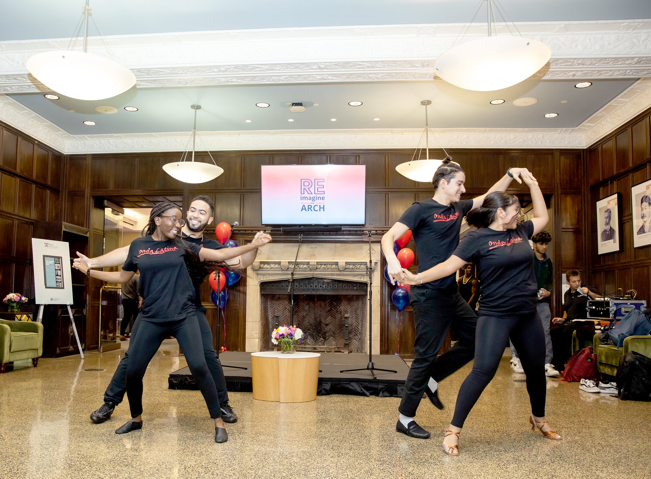 Onda student group performs at ARCH reopening